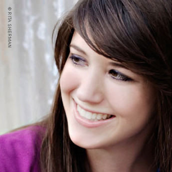 Alexandra Bracken